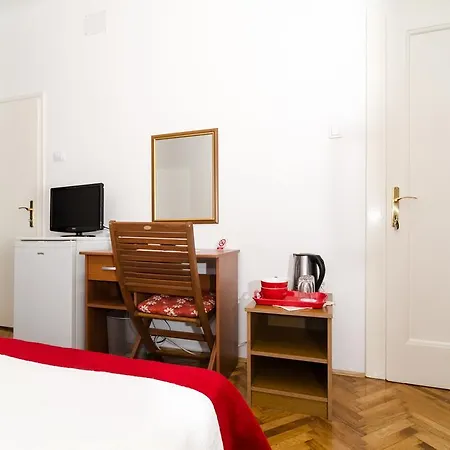 Apartment & Ivela